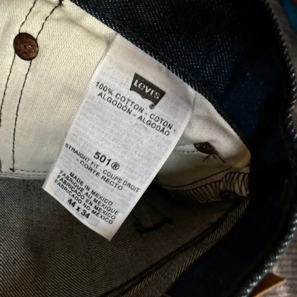 Levis 501 Original Fit Shrink To Fit Jeans Mens 44x34 Indigo Blue Rigid Denim